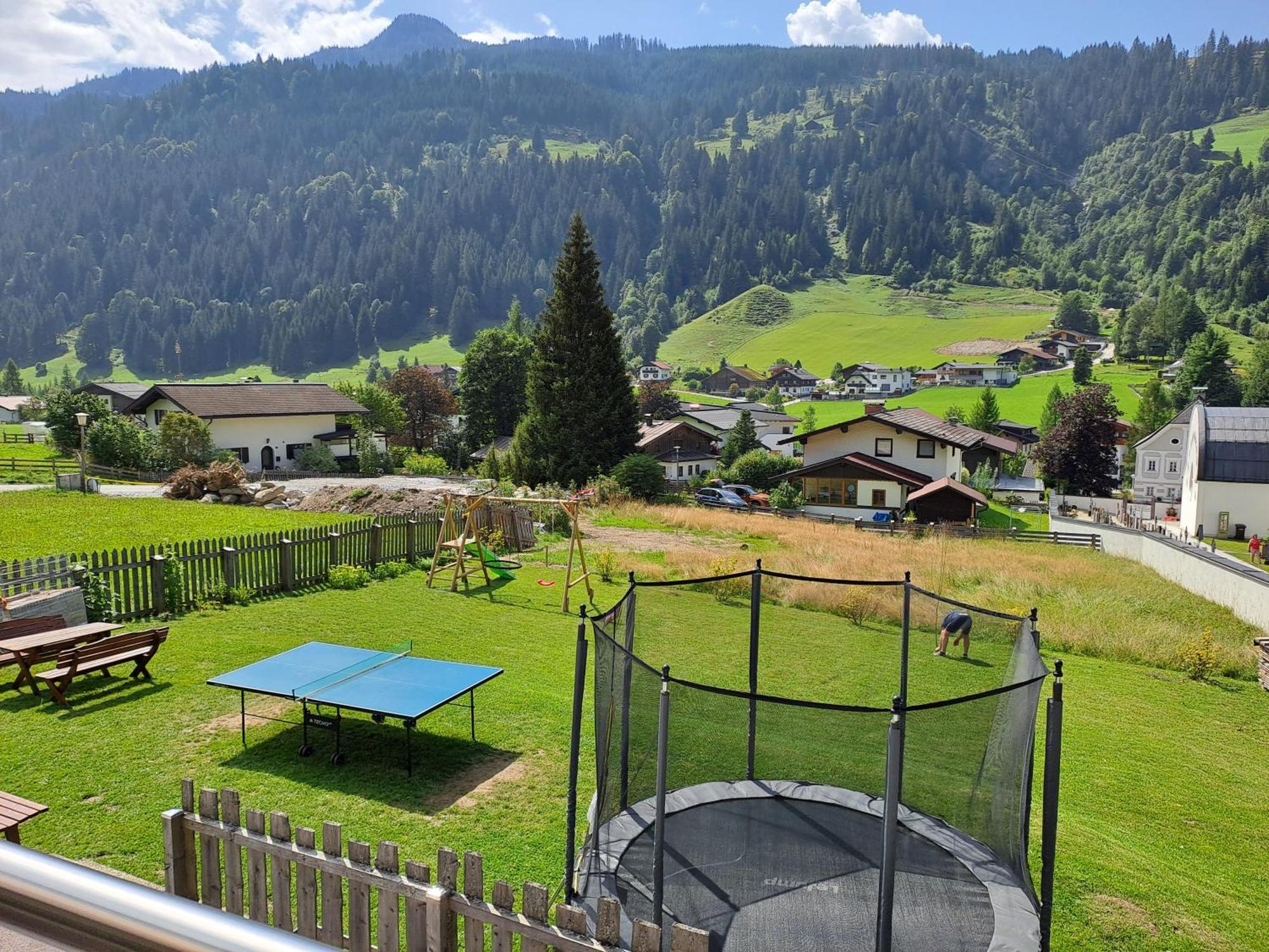 Privatzimmer/Apartments Schwarzenbacher Kleinarl Exterior foto
